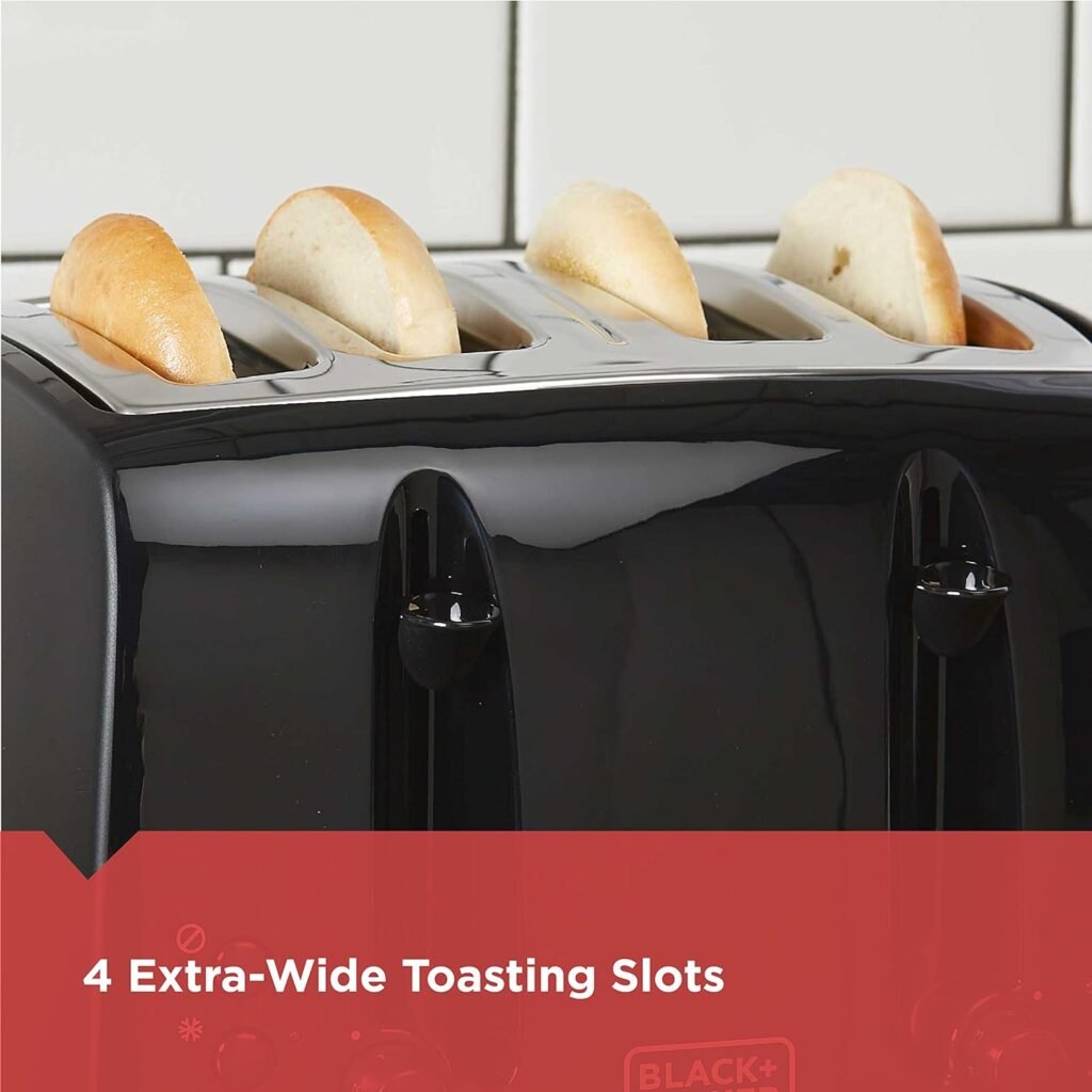 BLACK+DECKER 4-Slice Toaster, TR1410BD, Extra-Wide, 7 Shade Settings, Crumb Trays, Gloss Black