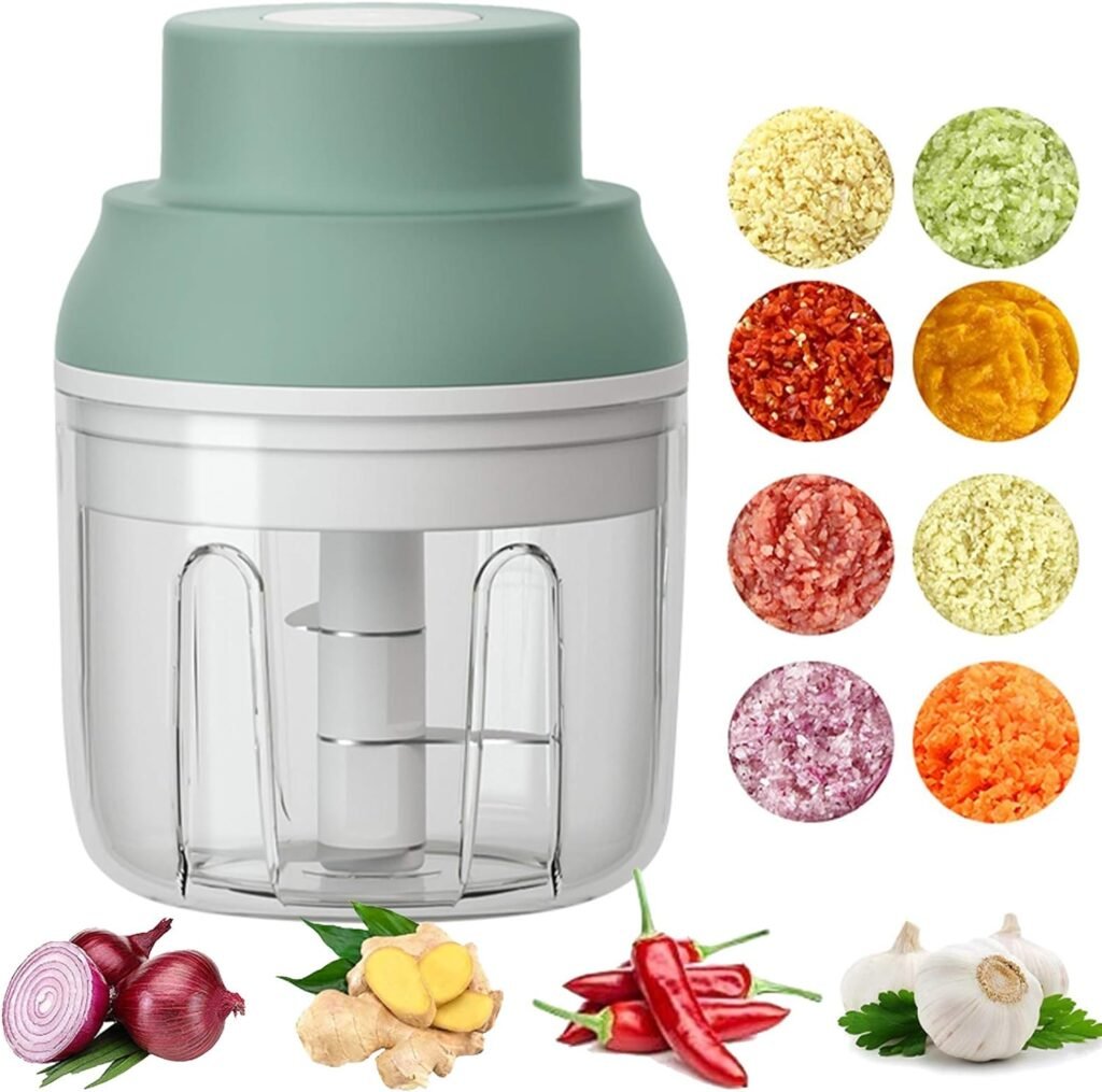 Electric Mini Food Chopper,250ML Portable Garlic Chopper with USB Charging Function, Mini Food Slicer for Onion Vegetables Chili Ginger Meat Nuts Fruits Salad (Green)